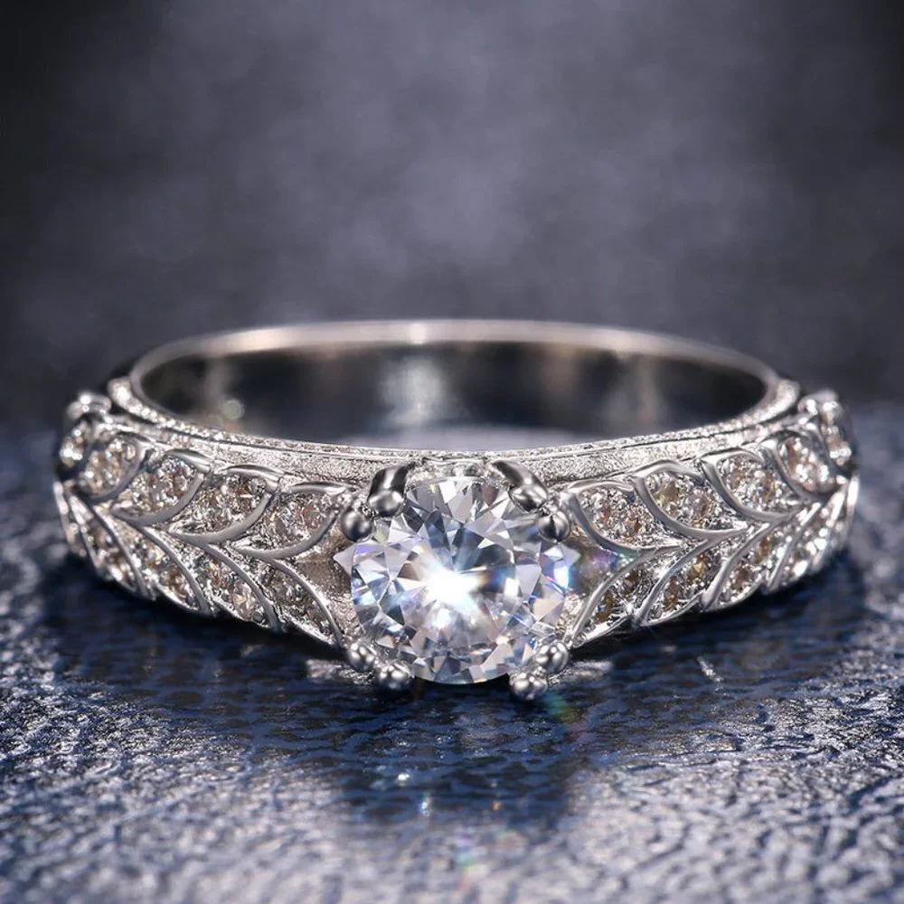 🍁 925 Silver Crystal Zircon Stone Unique Leaf Design Ring for Women, VIP341 - Picture 1 of 10